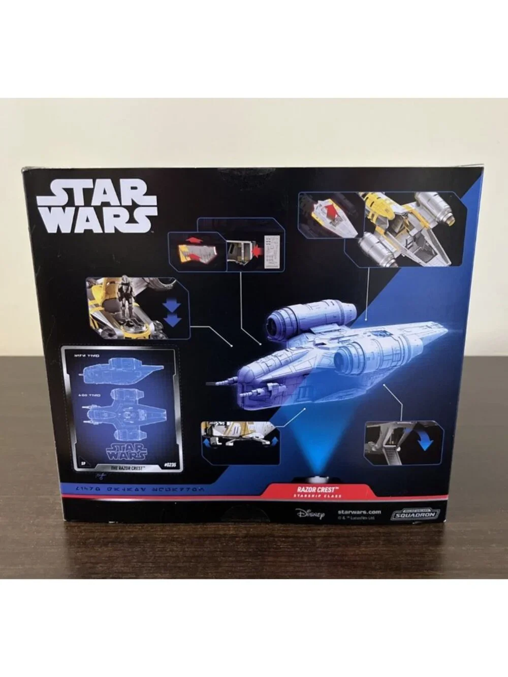 Jazwares Star Wars Micro Galaxy Squadron Razor Crest Mandalorian Grogu Series 9